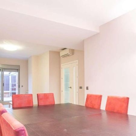 Impresionante Apartamento De 4 Dormitorios 3 Banos Y 2 Plazas De Garaje Madrid Exterior foto