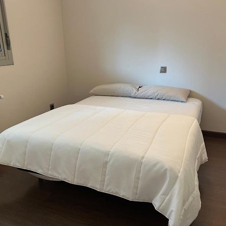 Impresionante Apartamento De 4 Dormitorios 3 Banos Y 2 Plazas De Garaje Madrid Exterior foto