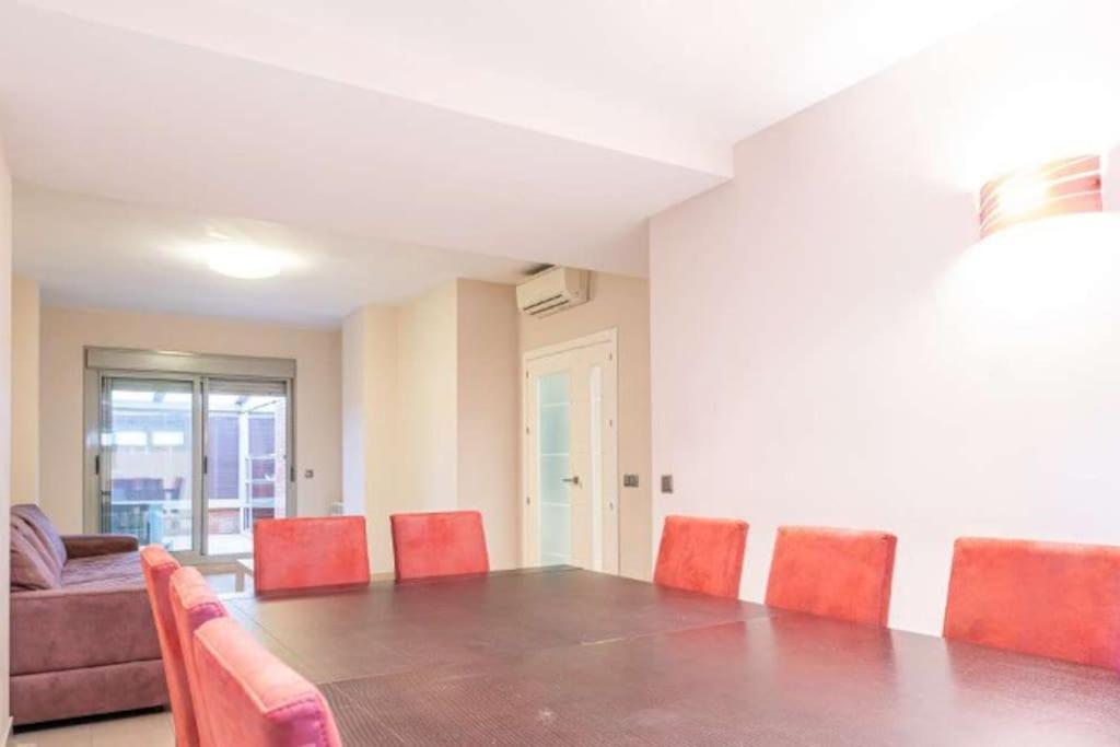 Impresionante Apartamento De 4 Dormitorios 3 Banos Y 2 Plazas De Garaje Madrid Exterior foto