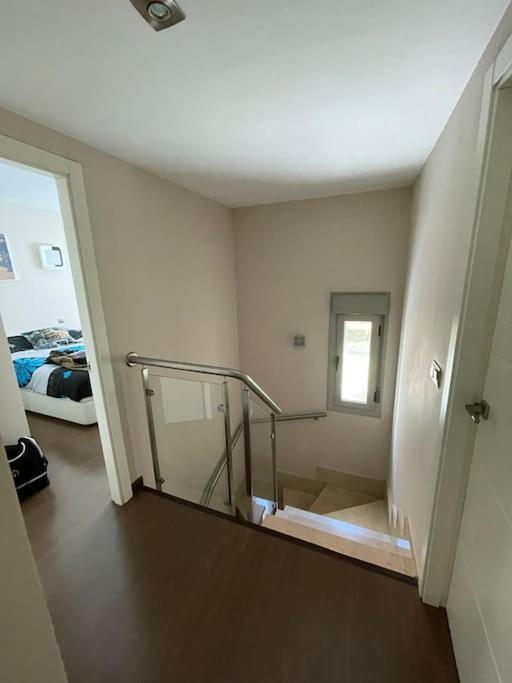 Impresionante Apartamento De 4 Dormitorios 3 Banos Y 2 Plazas De Garaje Madrid Exterior foto